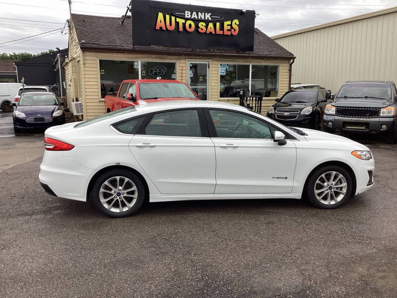 ford fusion hybrid 2019 3FA6P0LU1KR124811 image